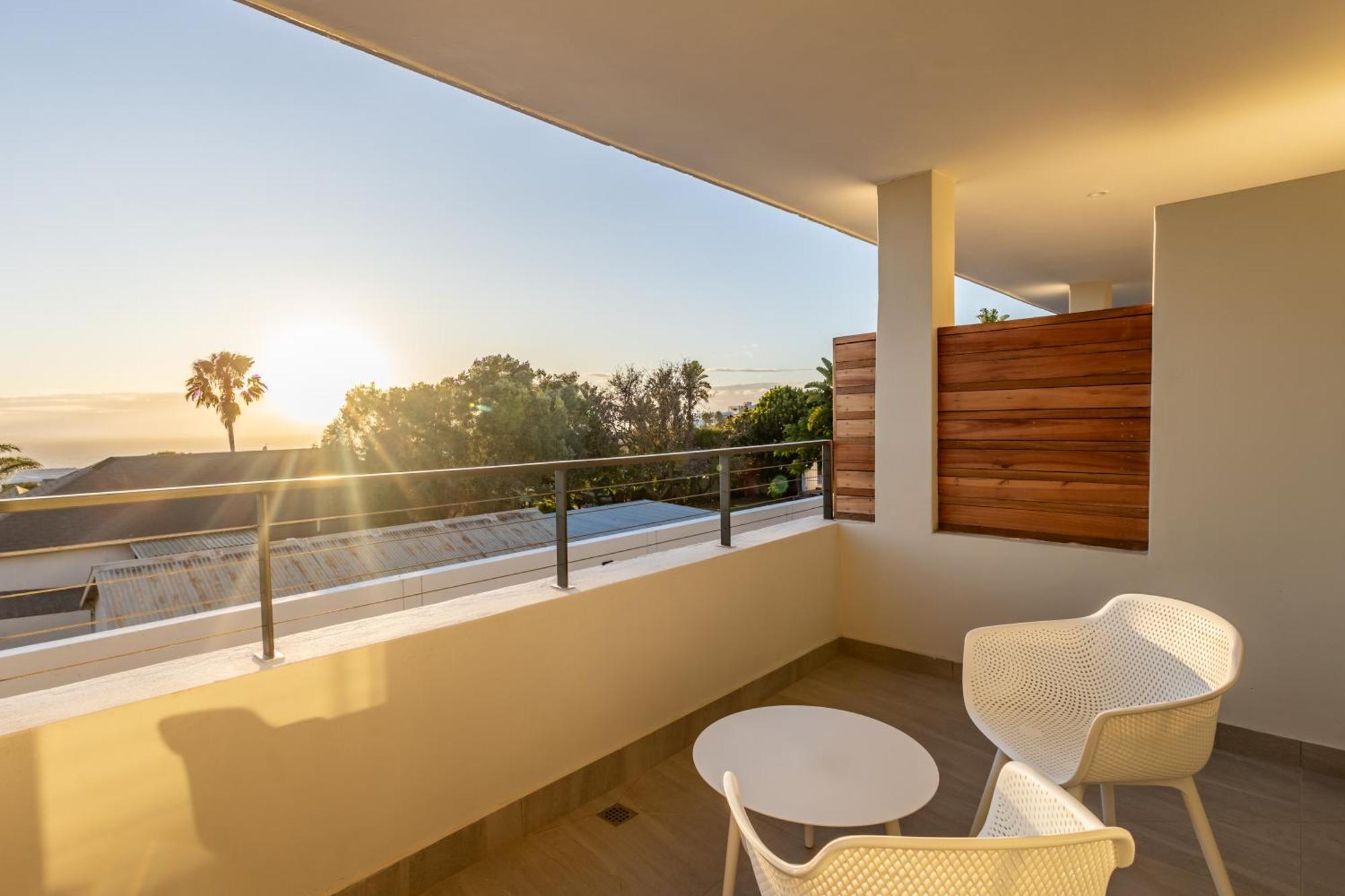 Plett Quarter Hotel - Lion Roars Hotels & Lodges Plettenberg Bay Exterior foto