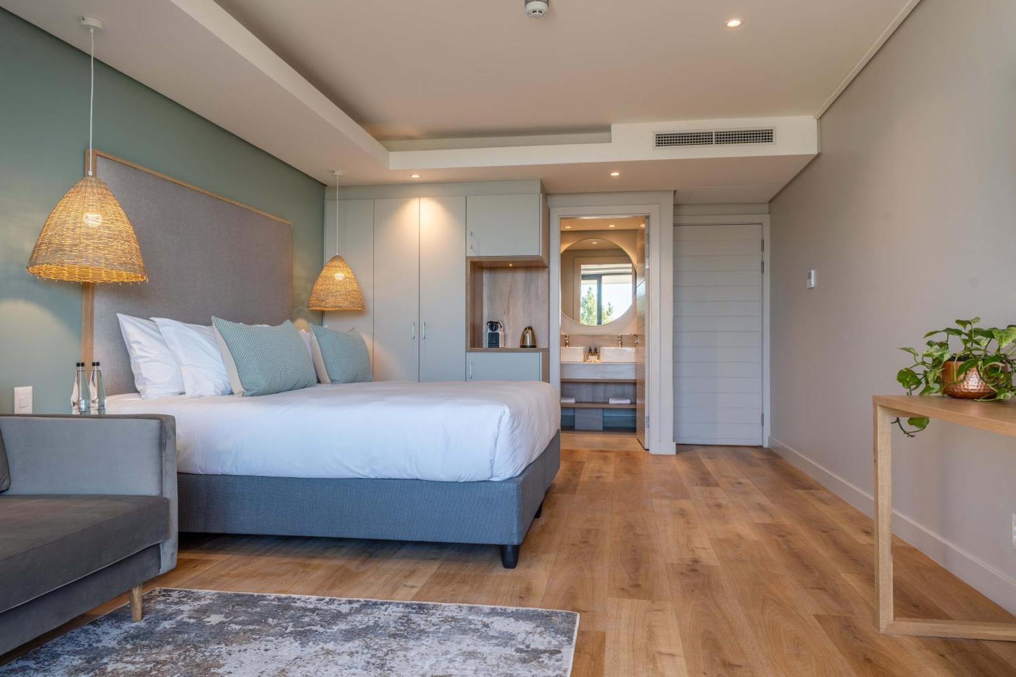 Plett Quarter Hotel - Lion Roars Hotels & Lodges Plettenberg Bay Exterior foto